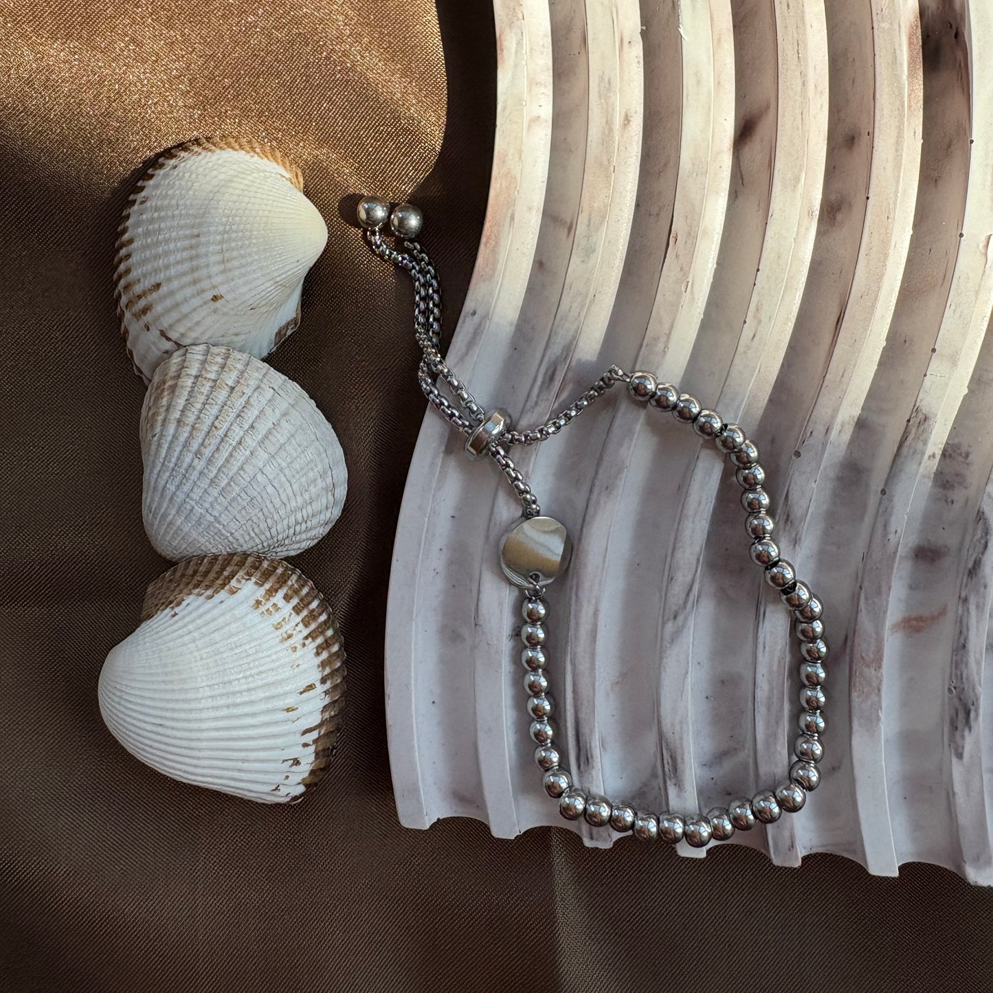 Гривна CHRISTINA